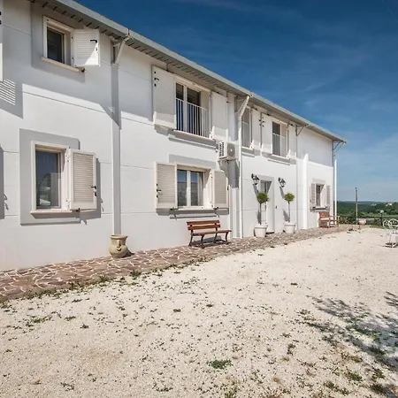 Lovely In Montecastrilli