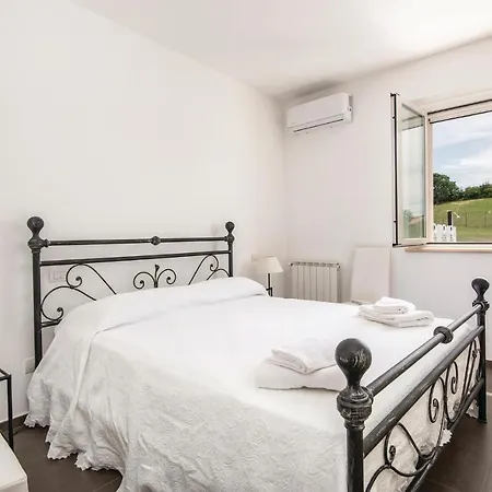 Lovely In Montecastrilli