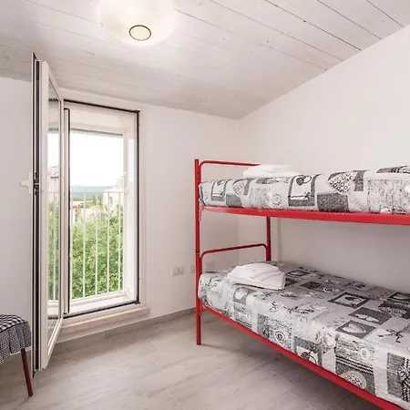 Lovely In Сasa de vacaciones Montecastrilli