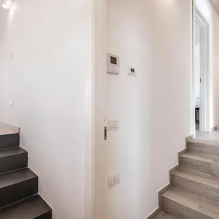 Lovely In * Montecastrilli