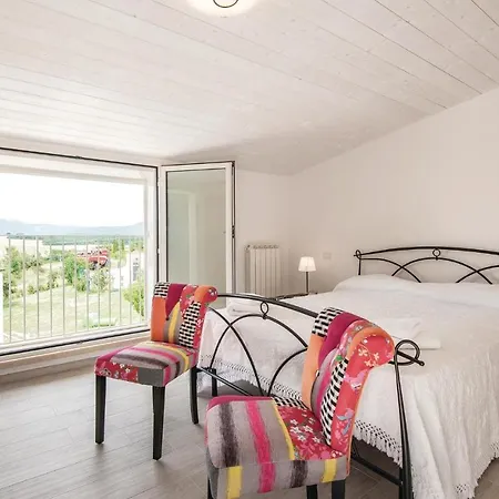 Сasa de vacaciones Lovely In *